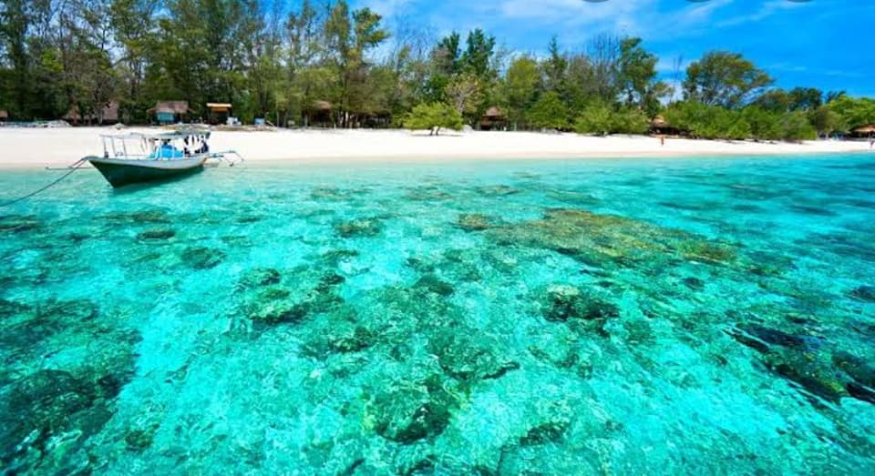 ازاي تعيش في 3 جزر في اندونيسيا باقل التكاليف